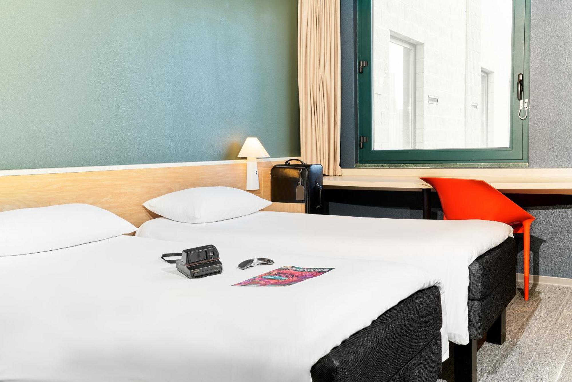 Hotel Ibis Firenze Prato Est Campi Bisenzio Exterior photo