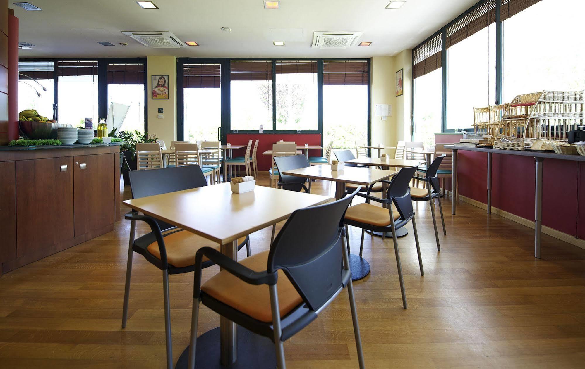 Hotel Ibis Firenze Prato Est Campi Bisenzio Exterior photo